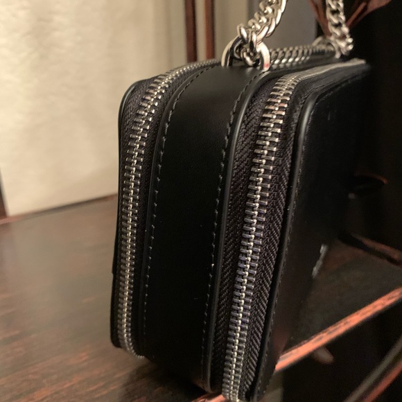 Frosty penguin Kate spade chain zip crossbody - Picture 6 of 8